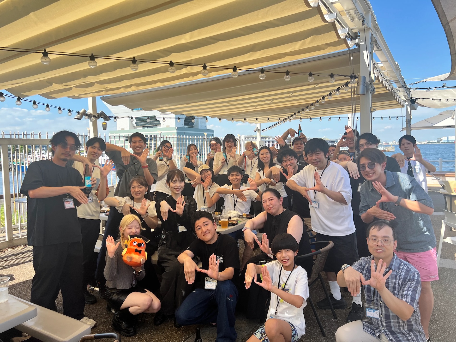 <p>オフ会で交流ができる</p>